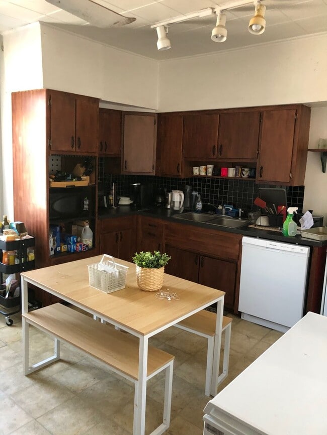 1801 Sidney St, Unit 2