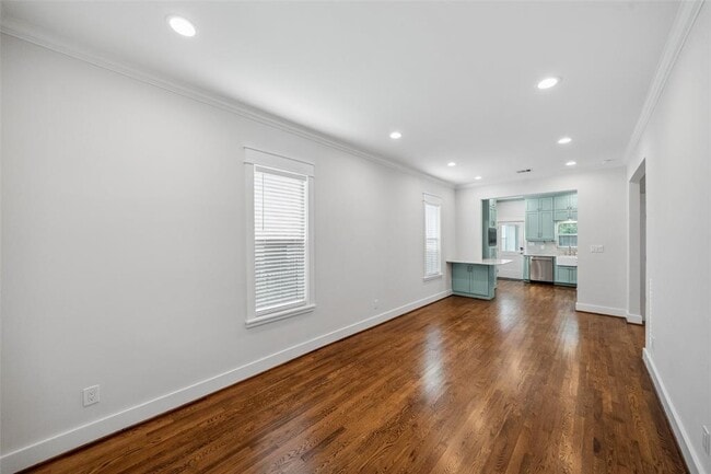 623 E 12th 1/2 St in Houston, TX - Building Photo - Building Photo