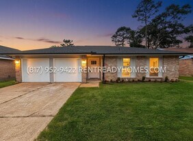 7810 Birchbark Dr in Humble, TX - Building Photo