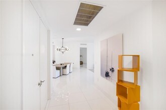 15901 Collins Ave, Unit 707 in Sunny Isles Beach, FL - Foto de edificio - Building Photo