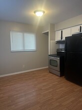 851-853-853 Byron Ave in Columbus, OH - Building Photo - Building Photo