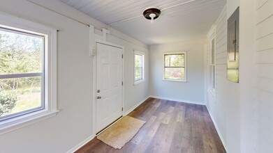 4633 Garth Rd in Charlottesville, VA - Building Photo - Building Photo
