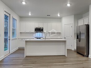 1438 Aquamarine Dr in Loganville, GA - Building Photo - Building Photo