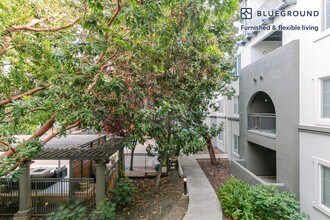 700 Agnew Rd in Santa Clara, CA - Building Photo - Building Photo