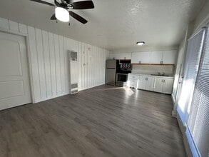 The Redwood Flats in Salt Lake City, UT - Foto de edificio - Interior Photo