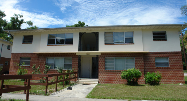 320 W Howry Ave in DeLand, FL - Building Photo - Building Photo