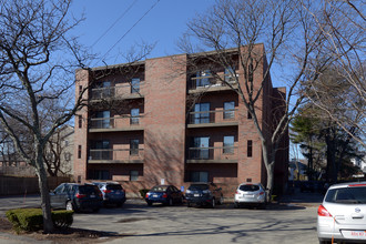 Elm Street Condominiums in Quincy, MA - Building Photo - Building Photo