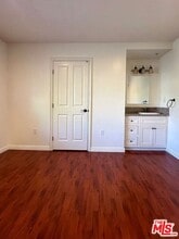 2667 Menlo Ave in Los Angeles, CA - Building Photo - Building Photo