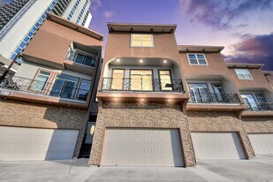 146 Carson Ct in Houston, TX - Building Photo