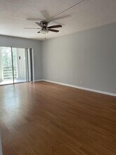 1638 Embassy 305 Dr in West Palm Beach, FL - Building Photo - Building Photo