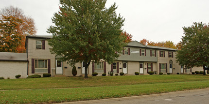 2641 Dunstan Dr in Warren, OH - Foto de edificio - Building Photo