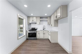 1122 Dorthy Dr in Corpus Christi, TX - Building Photo - Building Photo