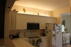 818 Tanbark Dr-Unit -102 in Naples, FL - Building Photo - Building Photo