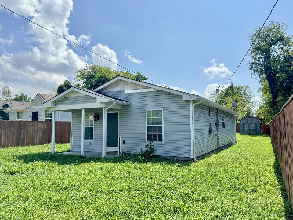 1533 12th Ave N in Nashville, TN - Building Photo