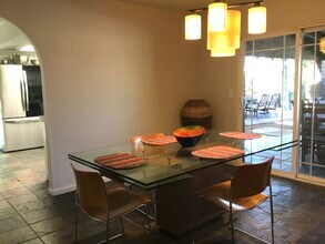 15838 E Burro Dr in Fountain Hills, AZ - Foto de edificio - Building Photo