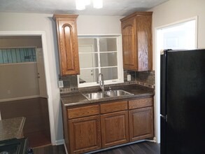 1317 Fernwood Dr in Jackson, MS - Building Photo - Building Photo