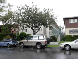 5811 Harold Way in Los Angeles, CA - Foto de edificio - Building Photo