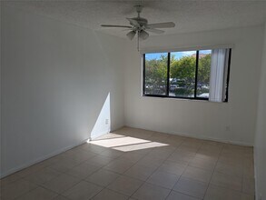 9288 W Atlantic Blvd, Unit #1126 in Coral Springs, FL - Building Photo - Building Photo