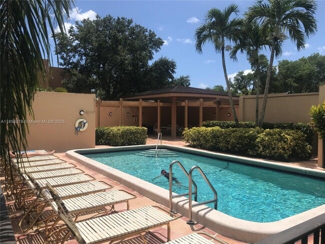 8851 N New River Canal Rd, Unit 11E