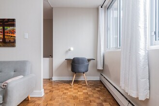 3630 Promenade Sir-William-Osler, Unit SI ID1261797P in Montréal, QC - Building Photo - Building Photo