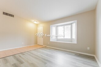 5990 N Edenbrook Ln in Tucson, AZ - Building Photo - Building Photo