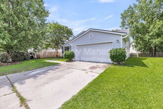 8078 Old Hazelwood Rd in North Charleston, SC - Building Photo - Building Photo