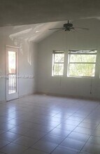 15661 SW 104th Terrace in Miami, FL - Building Photo - Building Photo