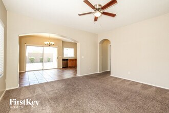 14807 W Wethersfield Rd in Surprise, AZ - Building Photo - Building Photo