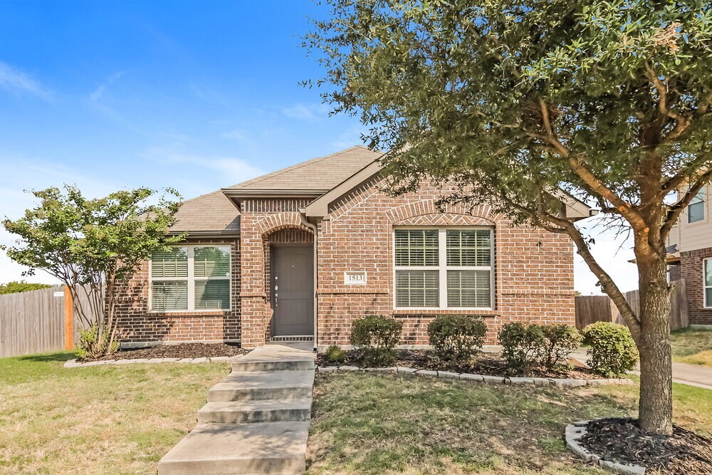 1513 Applegate Way in Royse City, TX - Building Photo