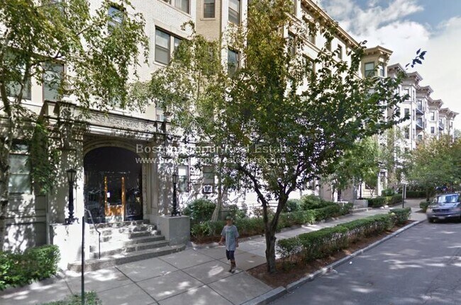 64 Charlesgate E, Unit 74 in Boston, MA - Building Photo - Building Photo