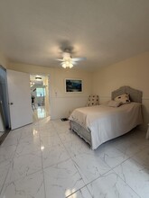 352 Sheffield O in West Palm Beach, FL - Building Photo - Building Photo