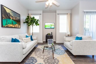 Pinnacle Mountain View in Clearfield, UT - Foto de edificio - Interior Photo