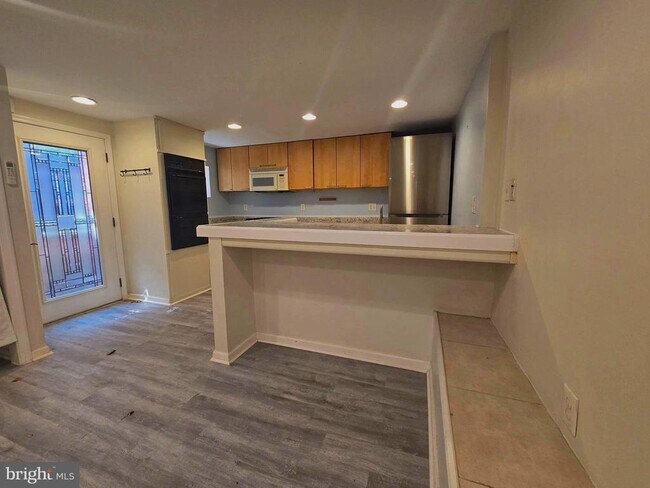 property at 757 Girard St NW