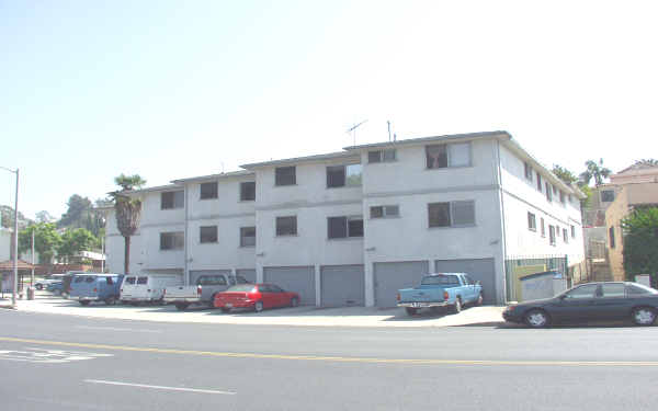 4330 City Terrace Dr in Los Angeles, CA - Foto de edificio