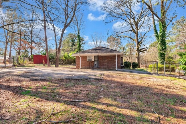 property at 2284 Beecher Rd SW