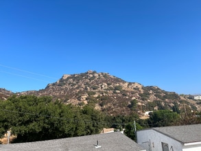 7832 Mesa Dr in Simi Valley, CA - Building Photo - Building Photo