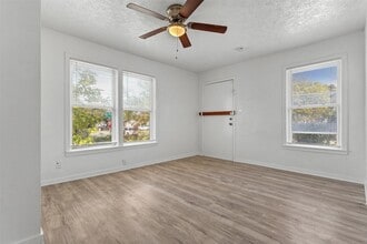 3540 Burton Ave in Fort Worth, TX - Building Photo - Building Photo