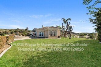 41723 Avenida Ortega in Temecula, CA - Building Photo - Building Photo