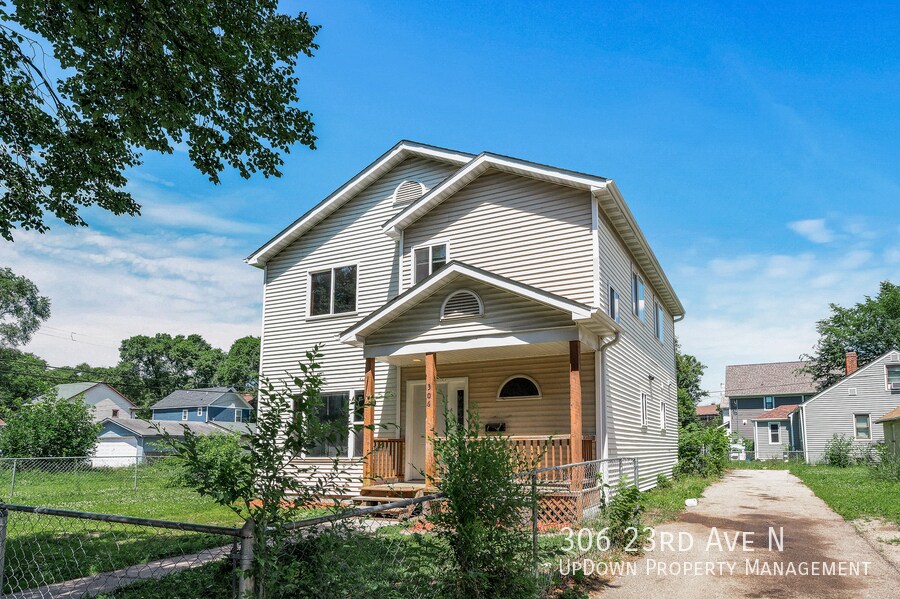 306 N 23rd Ave in Minneapolis, MN - Building Photo