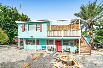 205 Coral Rd in Boynton Beach, FL - Building Photo - Building Photo