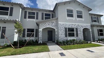 1178 SE 2nd St in Florida City, FL - Building Photo