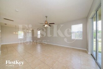 7228 53rd Pl E in Palmetto, FL - Building Photo - Building Photo