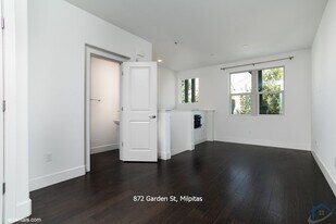 872 Garden St in Milpitas, CA - Building Photo
