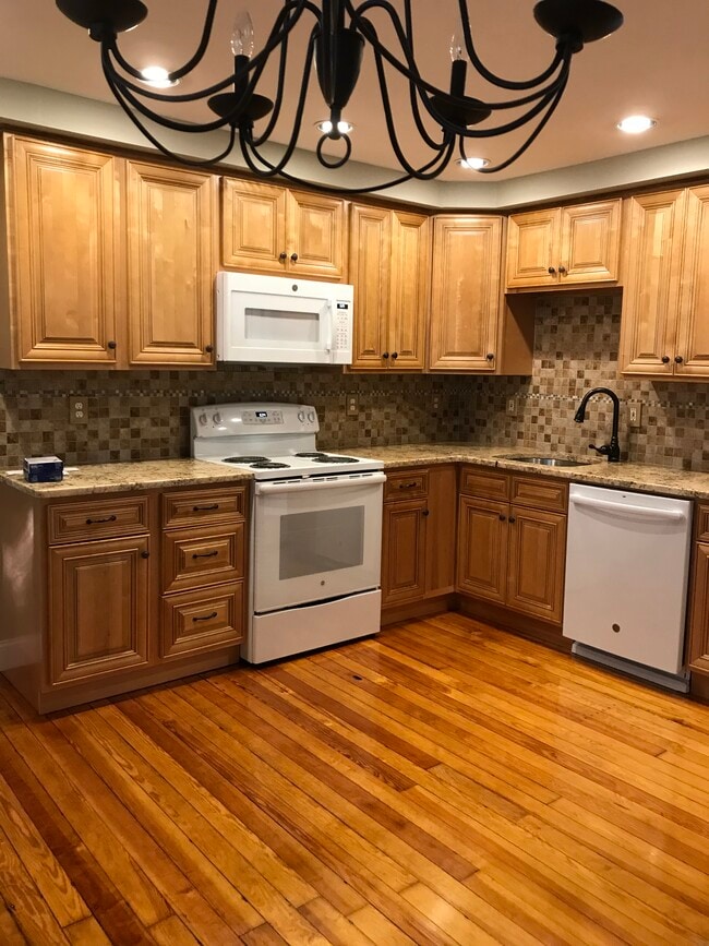 4 Harding St, Unit B