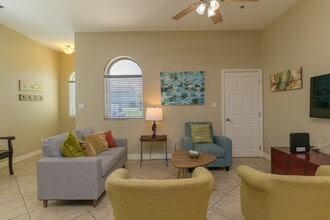 130 E Campeche St in South Padre Island, TX - Building Photo - Building Photo