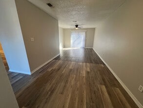 4 Robin Dr in Nash, TX - Building Photo - Building Photo