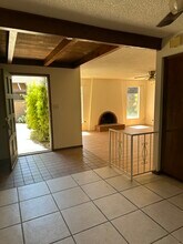 4755 N San Pablo Ave, Unit 101 in Fresno, CA - Building Photo - Building Photo