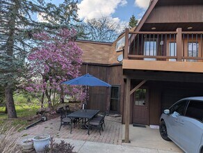 12067 Gearhart Rd, Unit 1 in Burbank, OH - Building Photo - Building Photo