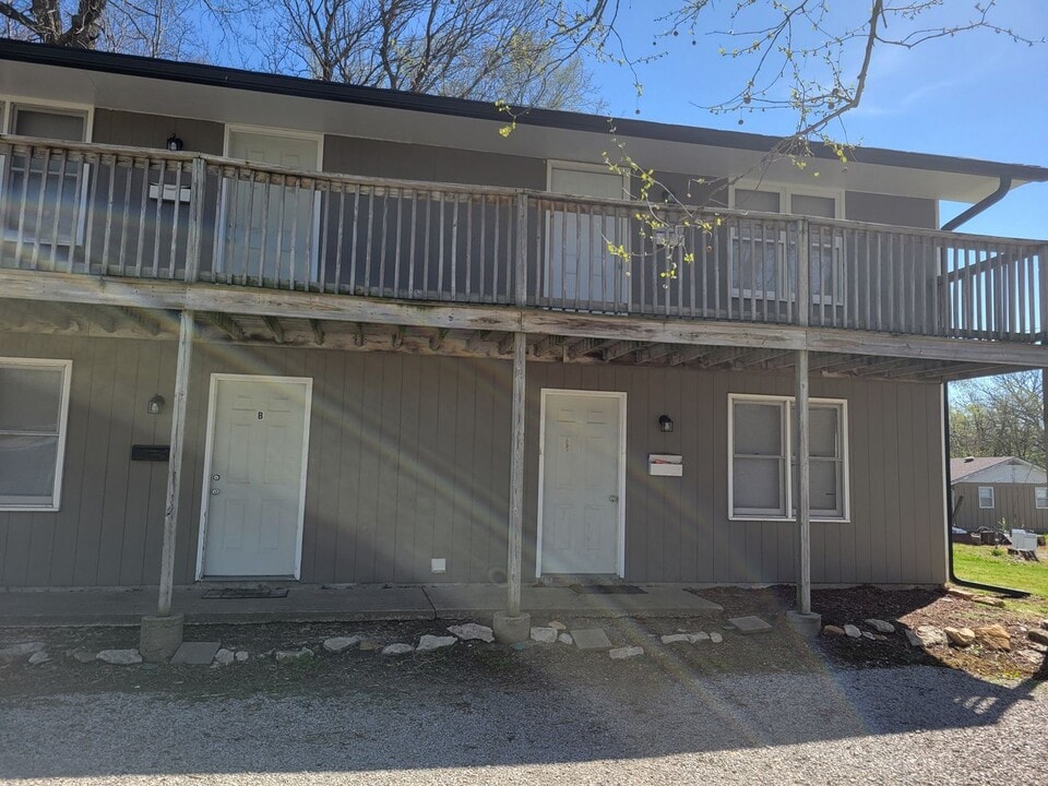 414 N Mulberry St in Warrensburg, MO - Building Photo