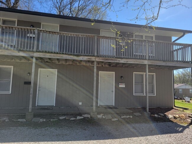 property at 414 N Mulberry St